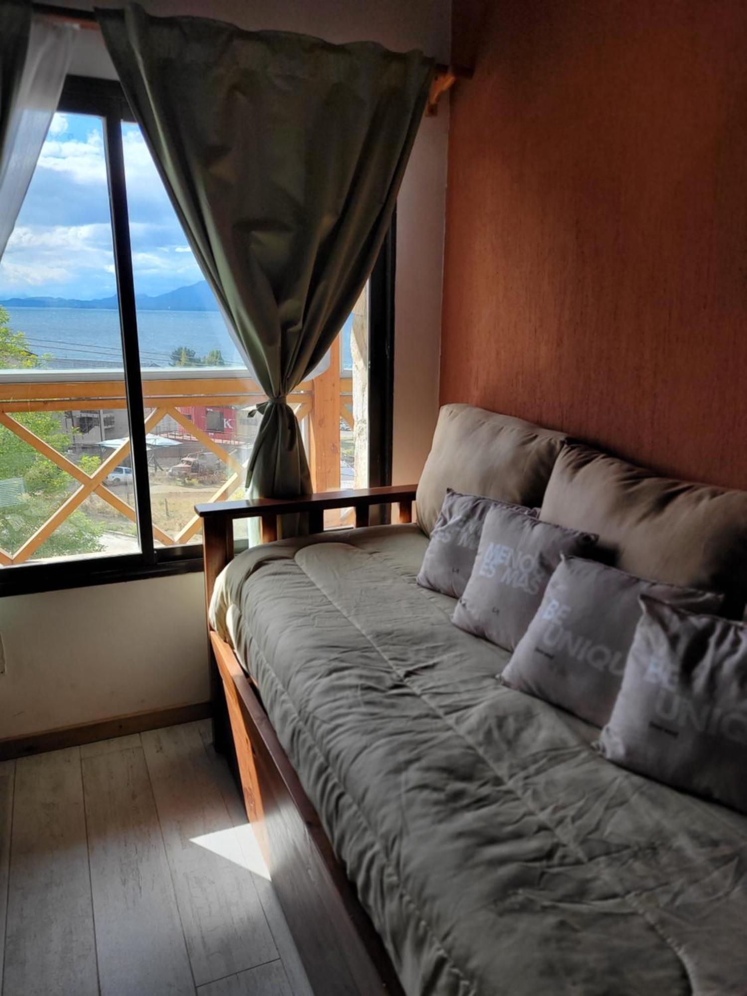 דירות סן קרלוס דה ברילוצ'ה Dpto Tipo Cabana Con Vista Al Lago מראה חיצוני תמונה